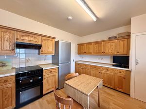 Photo 16- click for photo gallery